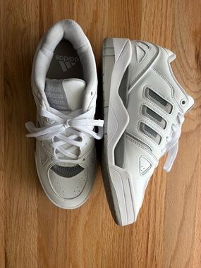 Adidas Midcity Low Top Sneakers - Women